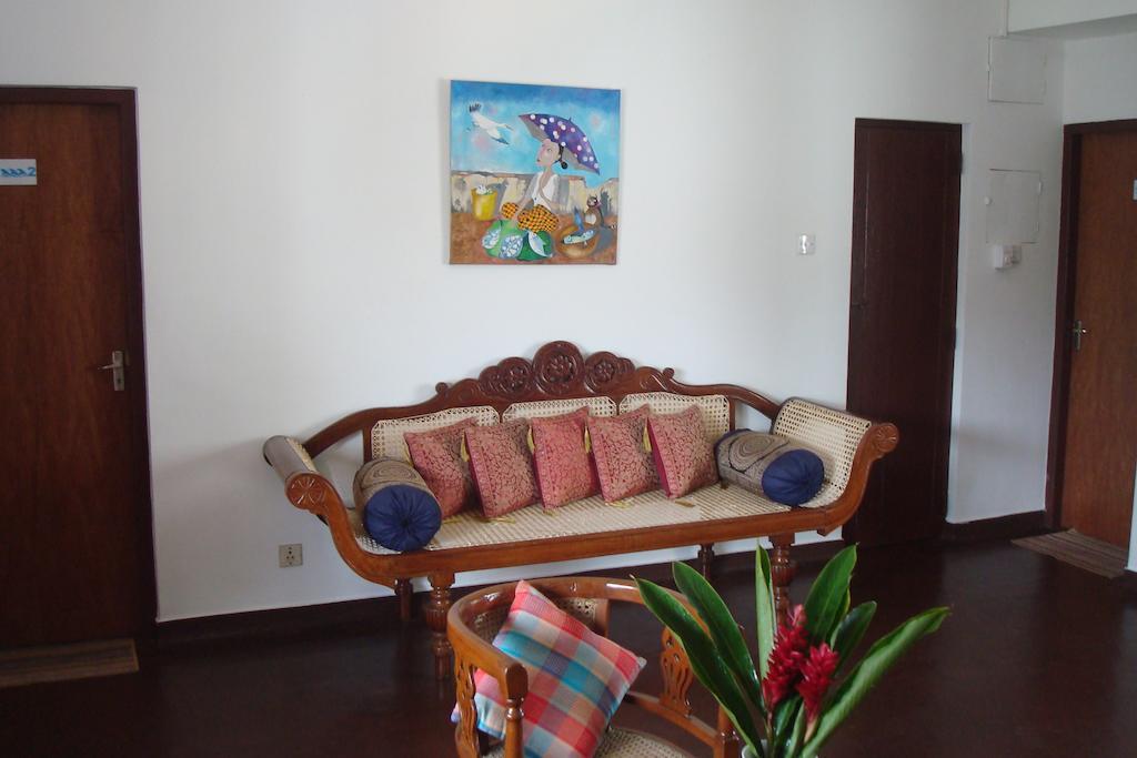 Blue Seas Guest House Dehiwala-Mount Lavinia Exteriér fotografie