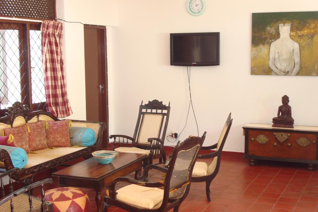 Blue Seas Guest House Dehiwala-Mount Lavinia Exteriér fotografie