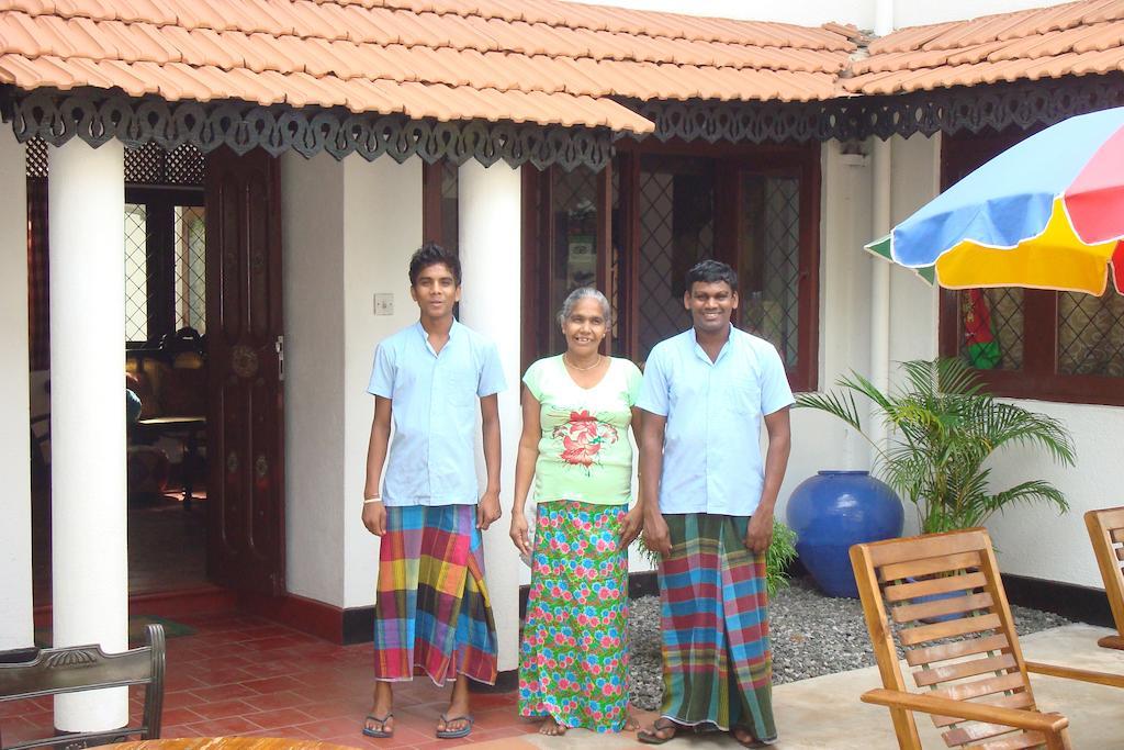 Blue Seas Guest House Dehiwala-Mount Lavinia Exteriér fotografie