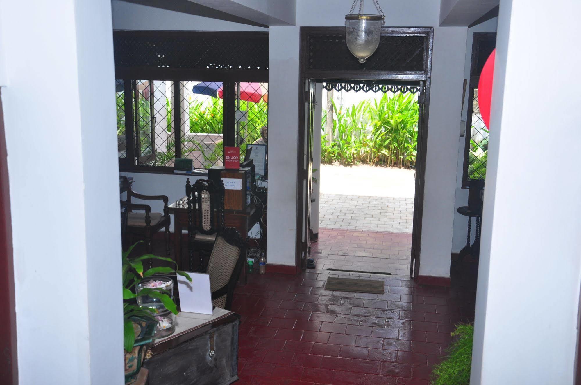 Blue Seas Guest House Dehiwala-Mount Lavinia Exteriér fotografie